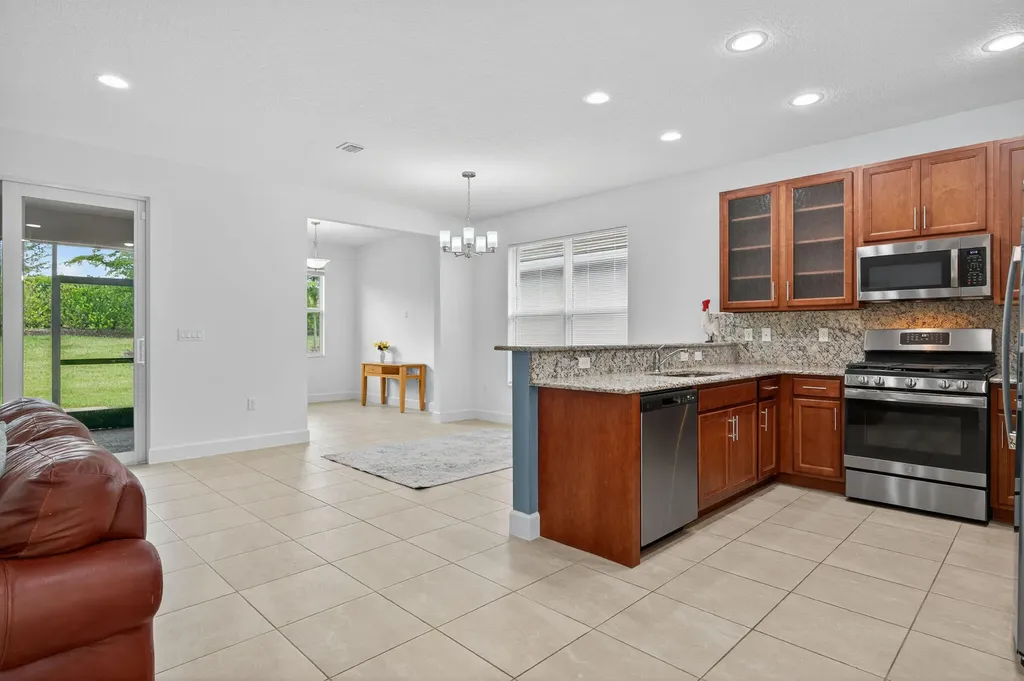 13541 SW Oceanus Boulevard Port St Lucie FL 34987