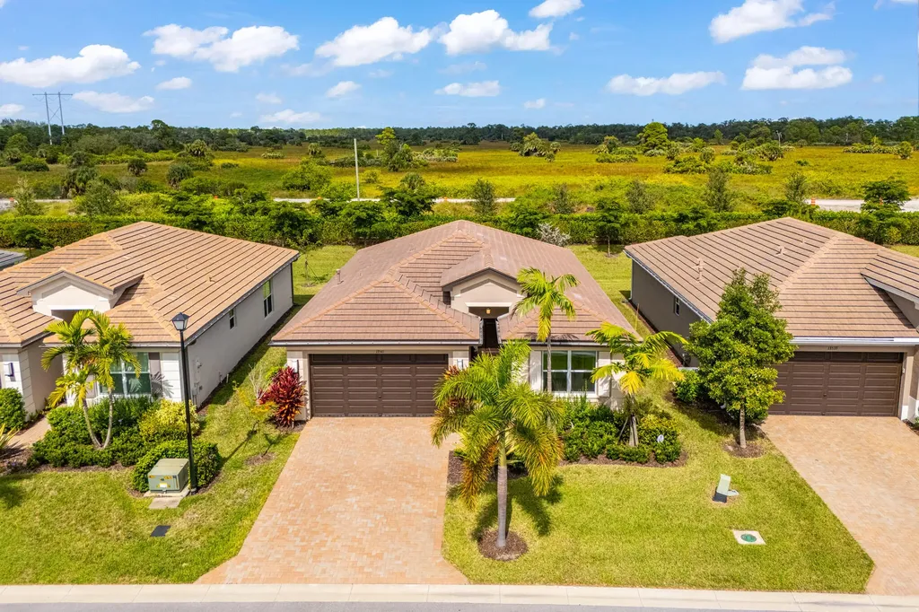 13541 SW Oceanus Boulevard Port St Lucie FL 34987