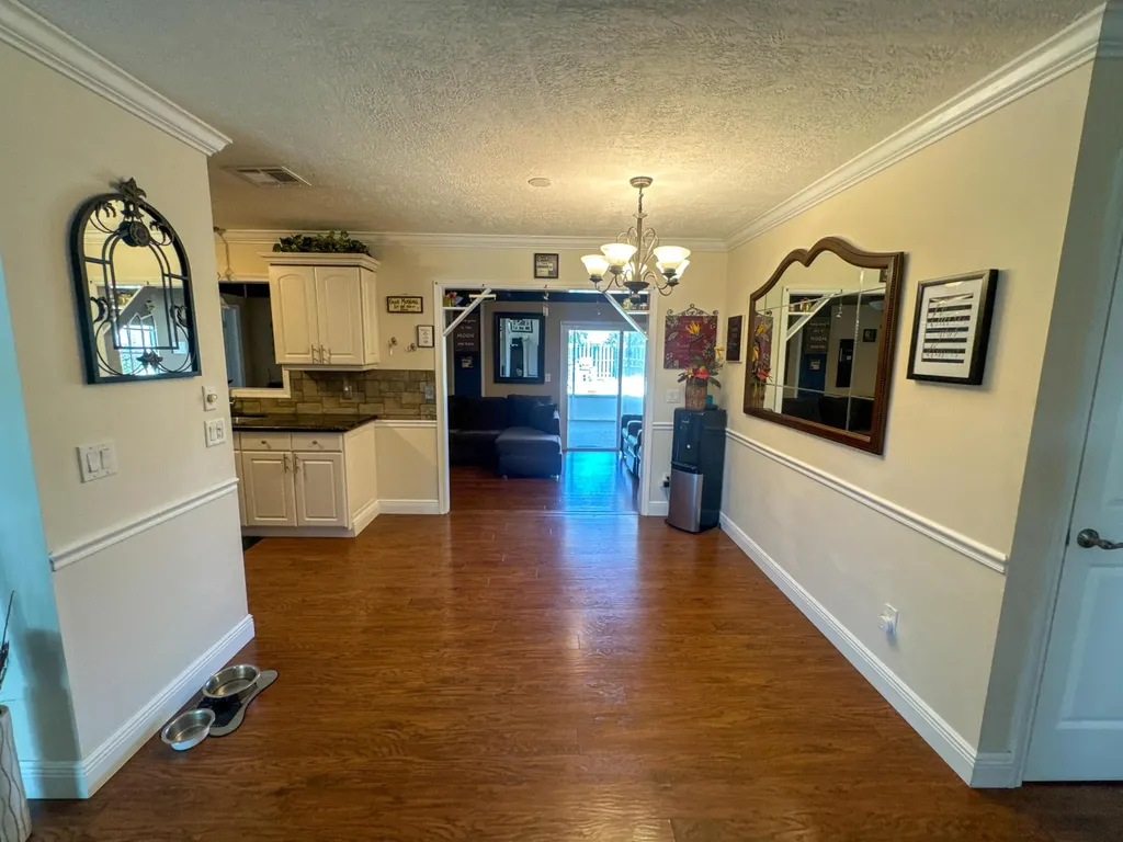253 SW Chapman Avenue Port St Lucie FL 34984