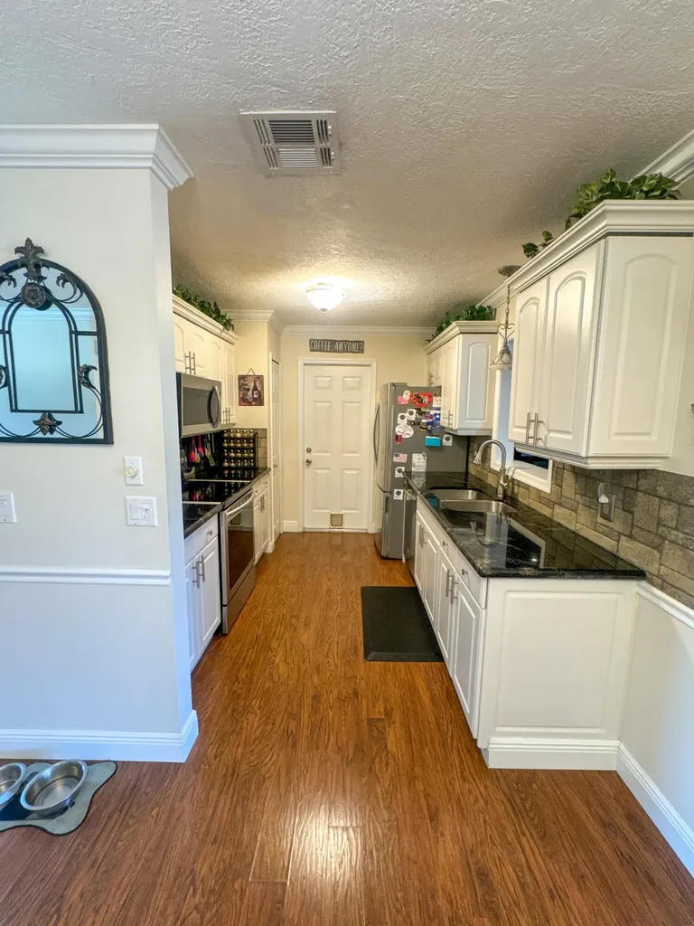 253 SW Chapman Avenue Port St Lucie FL 34984