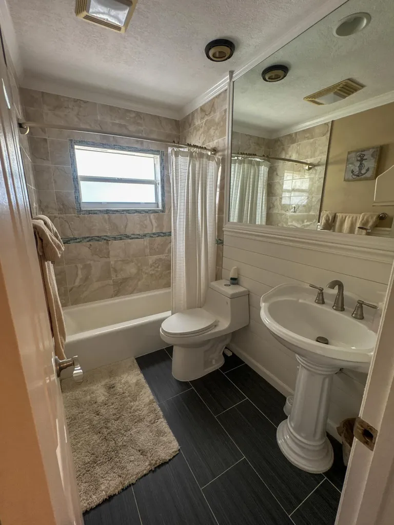 253 SW Chapman Avenue Port St Lucie FL 34984