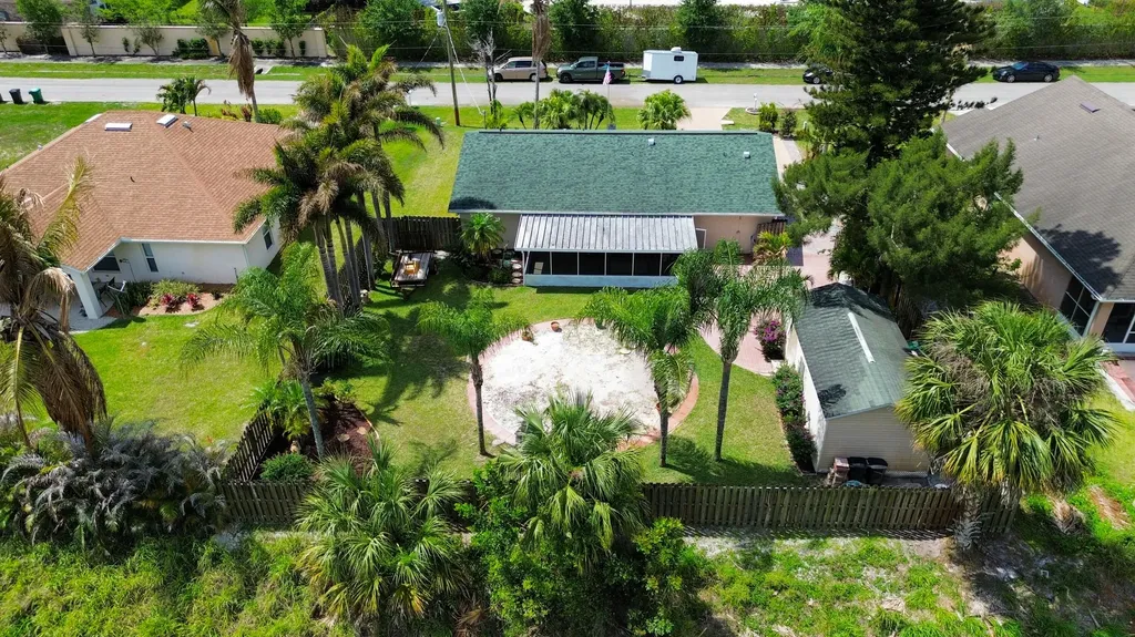 253 SW Chapman Avenue Port St Lucie FL 34984