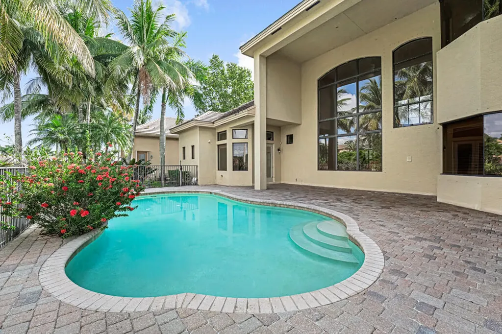 10513 Versailles Boulevard Wellington FL 33449