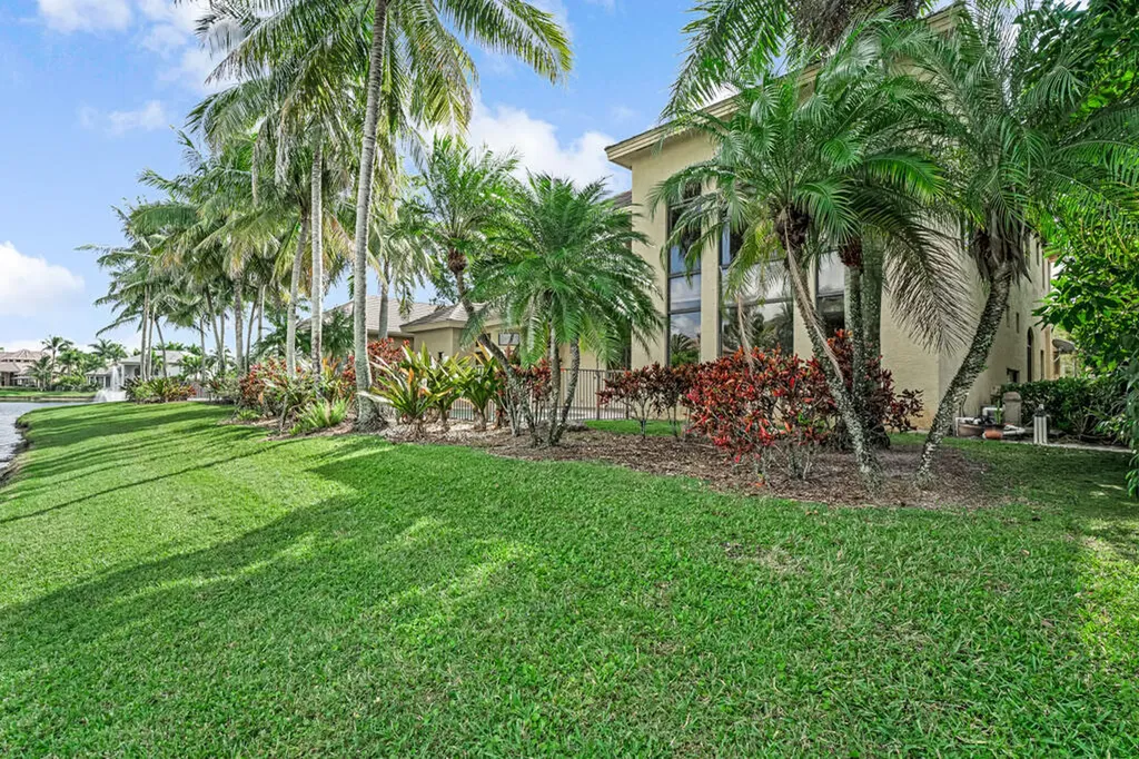10513 Versailles Boulevard Wellington FL 33449