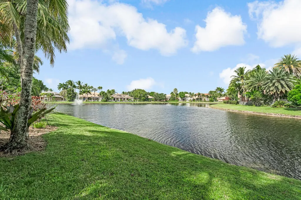 10513 Versailles Boulevard Wellington FL 33449