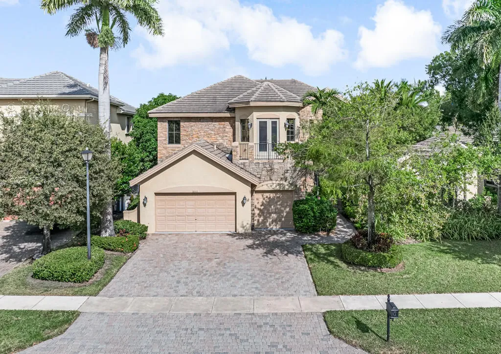 10513 Versailles Boulevard Wellington FL 33449