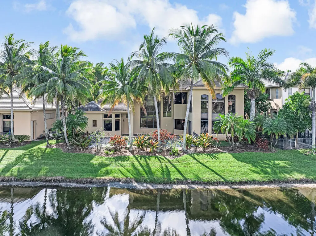 10513 Versailles Boulevard Wellington FL 33449