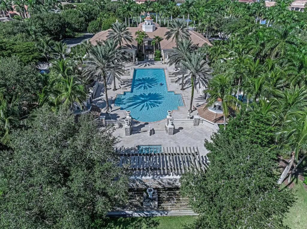 10513 Versailles Boulevard Wellington FL 33449