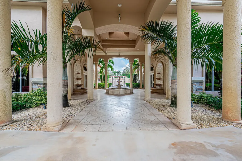 10513 Versailles Boulevard Wellington FL 33449