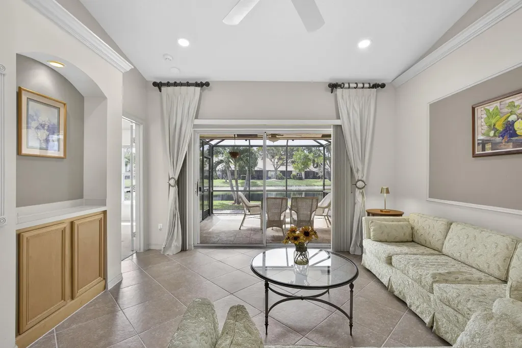 9386 Bridgeport Drive West Palm Beach FL 33411