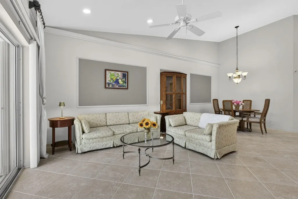 9386 Bridgeport Drive West Palm Beach FL 33411