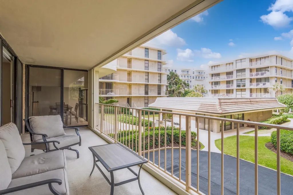 3200 S Ocean Boulevard Palm Beach FL 33480