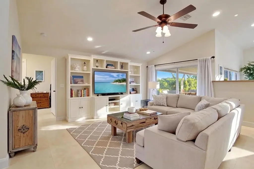 6448 Blue Bay Circle Lake Worth FL 33467