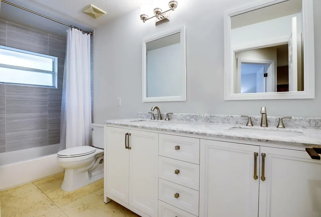 6448 Blue Bay Circle Lake Worth FL 33467