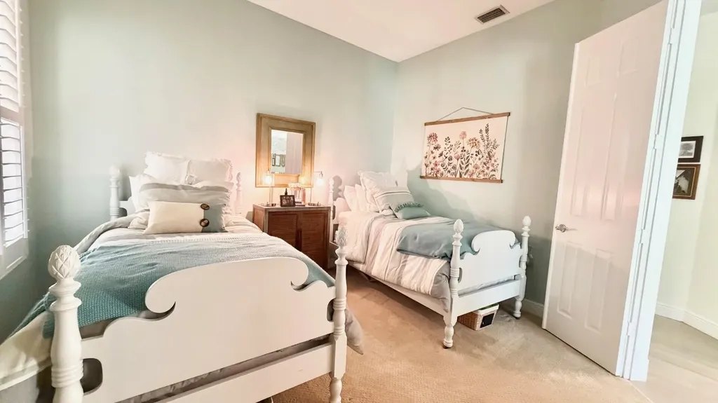 2515 Kittbuck Way West Palm Beach FL 33411