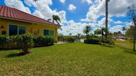 2515 Kittbuck Way West Palm Beach FL 33411