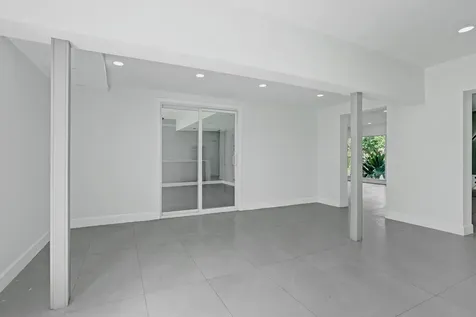 6700 E Tropical Way Plantation FL 33317