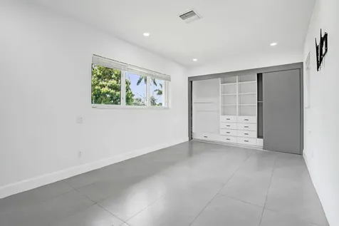 6700 E Tropical Way Plantation FL 33317