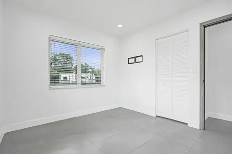 6700 E Tropical Way Plantation FL 33317
