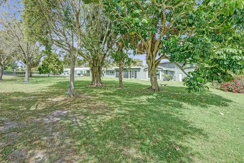 6700 E Tropical Way Plantation FL 33317