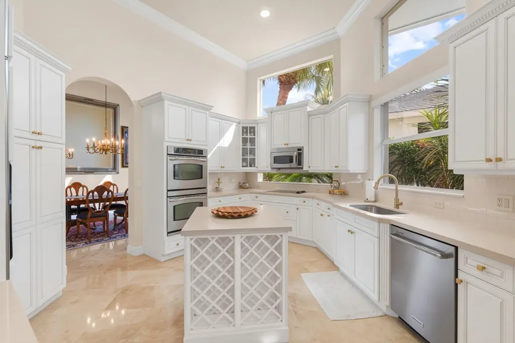 8850 Valhalla Drive Delray Beach FL 33446