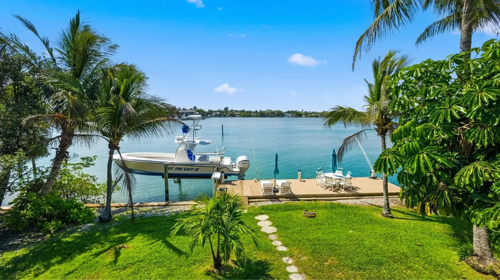 Jupiter FL, 1305 Peninsular Road