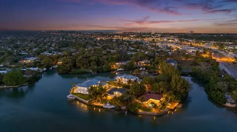 1305 Peninsular Road Jupiter FL 33469