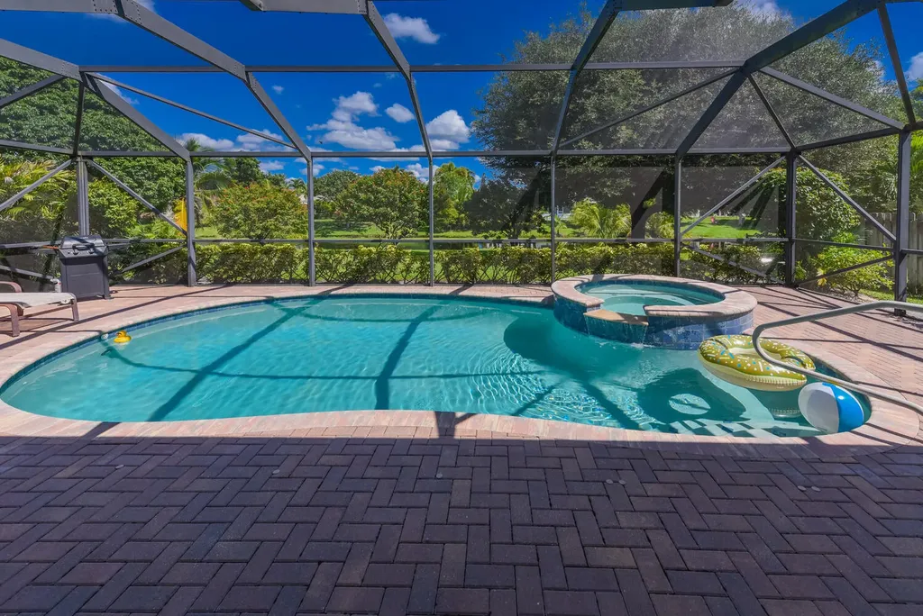 1935 Primrose Lane Wellington FL 33414