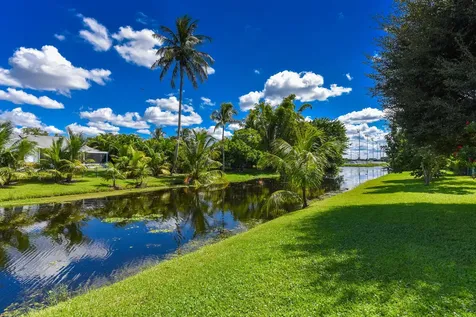 1935 Primrose Lane Wellington FL 33414
