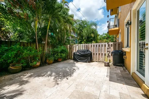 2614 NE 11th Court Fort Lauderdale FL 33304