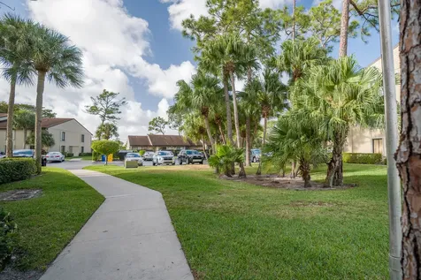 707 Sunny Pine Way Greenacres FL 33415