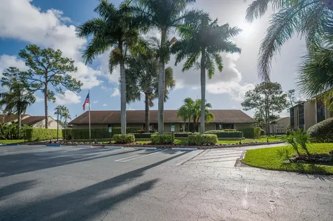 707 Sunny Pine Way Greenacres FL 33415