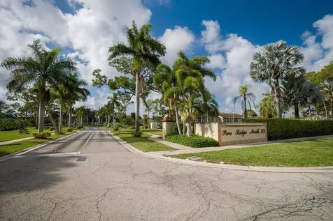 707 Sunny Pine Way Greenacres FL 33415