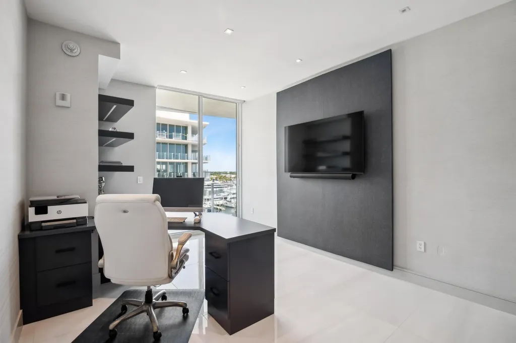 2241 SE 17th Street Fort Lauderdale FL 33316