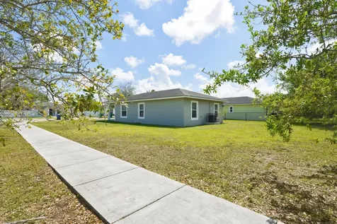 20402 SW 119th Avenue Miami FL 33177