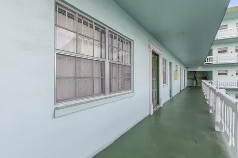 4141 NW 44th Avenue Lauderdale Lakes FL 33319