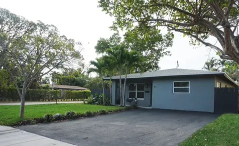 1498 NE 38th Street Oakland Park FL 33334