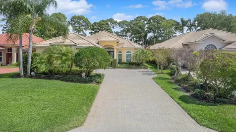 8332 Belfry Place Port St Lucie FL 34986