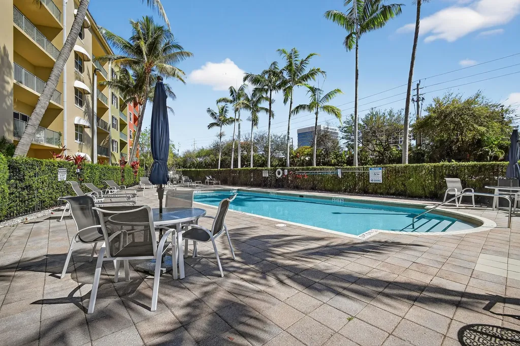 1650 Presidential Way West Palm Beach FL 33401
