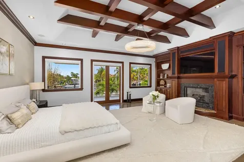 2325 NE 27th Street Lighthouse Point FL 33064