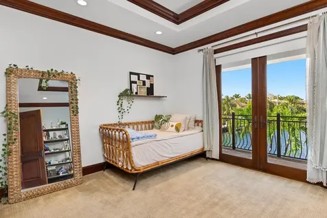 2325 NE 27th Street Lighthouse Point FL 33064
