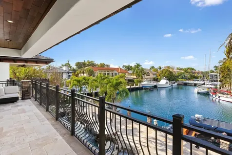 2325 NE 27th Street Lighthouse Point FL 33064