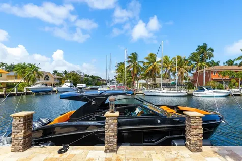 2325 NE 27th Street Lighthouse Point FL 33064