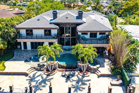 2325 NE 27th Street Lighthouse Point FL 33064