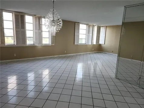 7001 Environ Boulevard Lauderhill FL 33319