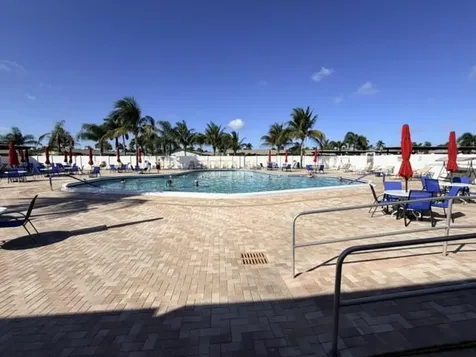 2804 E Crosley Drive E West Palm Beach FL 33415