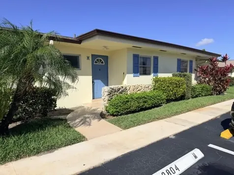 2804 E Crosley Drive E West Palm Beach FL 33415