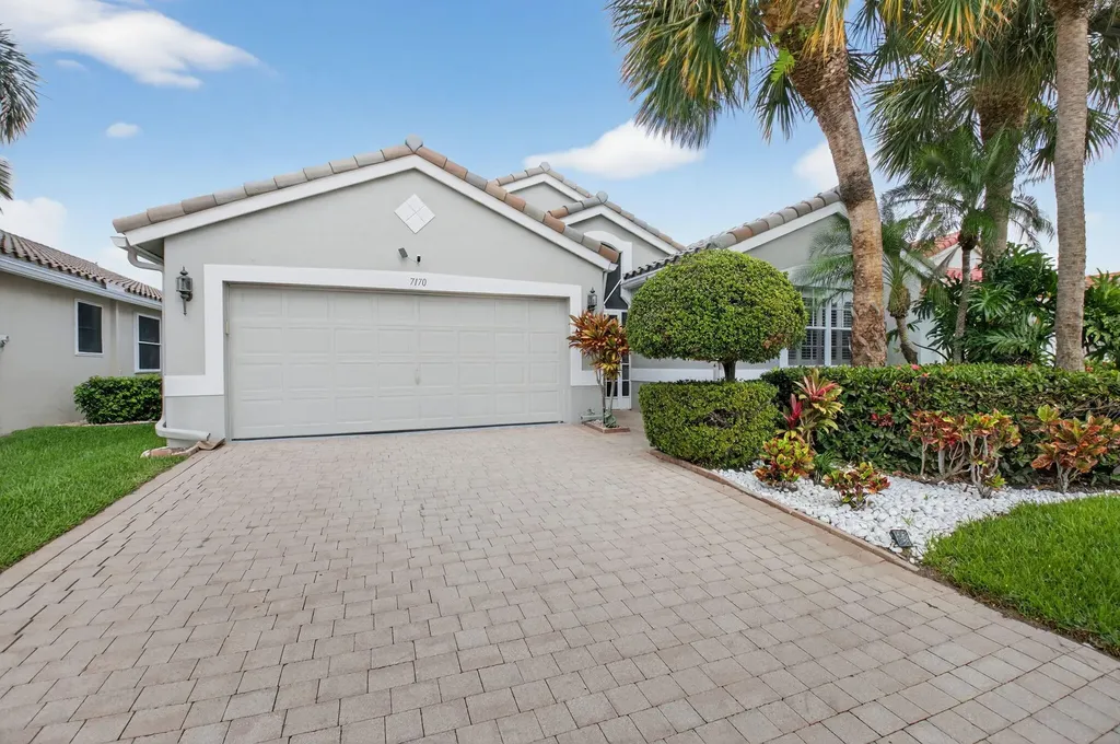 7170 Haviland Circle Boynton Beach FL 33437