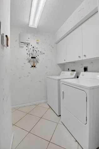 7170 Haviland Circle Boynton Beach FL 33437