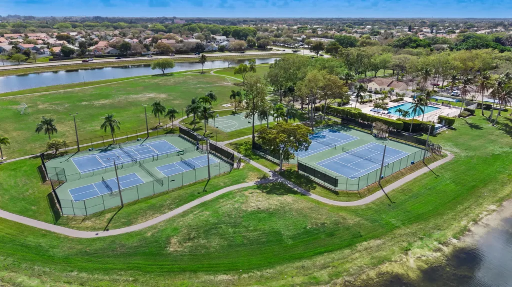 7408 Rockbridge Circle Lake Worth FL 33467